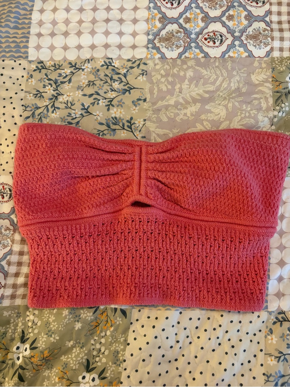 American Eagle Outfitters Coral Knit Strapless Crop Top